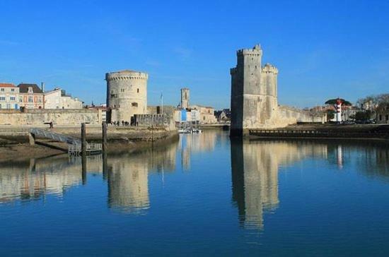 19 Rue Verdiere * La Rochelle (Charente-Maritime)